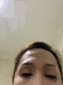 Sanieku online show from 04-25-26, 01:52