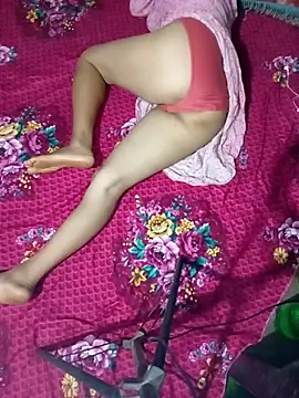 Snapshot of Nepalisexycouple chatting on 09-27-25, 11:43 Nepalisexycouple online show from 09-27-25, 11:43