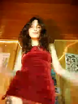 Snapshot of _Laary chatting on 12-23-24, 11:49 Laary online show from 12-23-24, 11:49