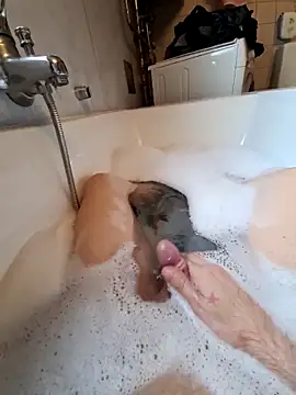 toeloverlive online show from 10-07-25, 07:38