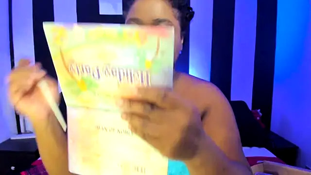 Snapshot of YeminaLeman chatting on 03-14-25, 10:29 YeminaLeman online show from 03-14-25, 10:29