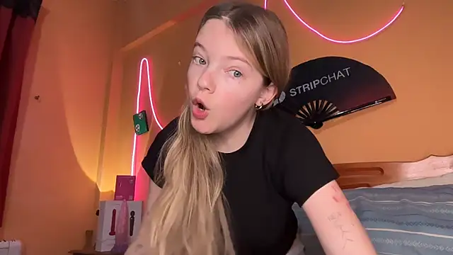 Snapshot of -veranito- chatting on 11-05-25, 03:06 -veranito- online show from 11-05-25, 03:06