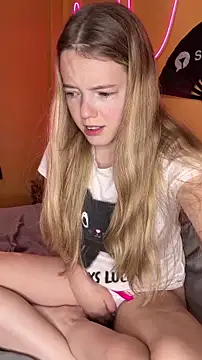 Snapshot of -veranito- chatting on 12-01-25, 09:09 -veranito- online show from 12-01-25, 09:09