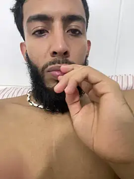 Alessandro  Rossi online show from 12-22-25, 05:54