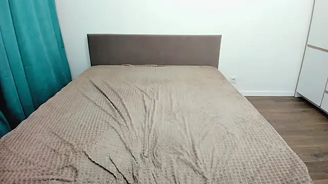 perfect sweety girl online show from 03-18-25, 08:37