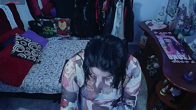 lufek23 online show from 09-23-25, 12:19