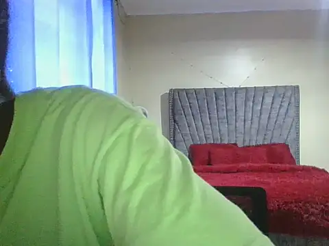 Snapshot of Dizzydose chatting on 03-11-25, 07:58 Dizzydose online show from 03-11-25, 07:58