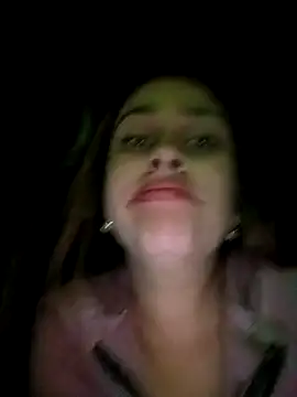 Snapshot of Latina_sexy1 chatting on 11-29-25, 04:15 Latina sexy1 online show from 11-29-25, 04:15