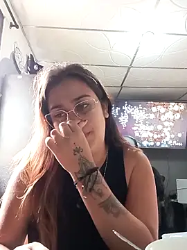 Snapshot of Latina_sexy1 chatting on 01-31-26, 07:56 Latina sexy1 online show from 01-31-26, 07:56