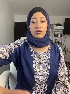 adila anich online show from 12-12-24, 11:03