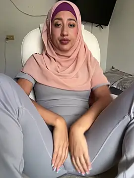 adila anich online show from 09-11-25, 08:31