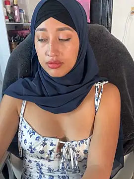 adila anich online show from 09-25-25, 12:03