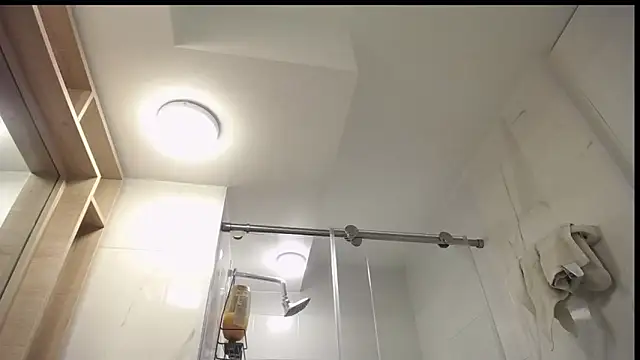 Santiago kiler online show from 10-18-25, 01:01