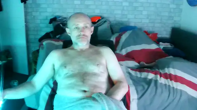 Snapshot of HnH69 chatting on 02-19-26, 05:36 HnH69 online show from 02-19-26, 05:36