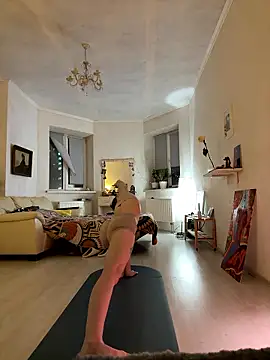 Snapshot of LeyaJohnson chatting on 01-09-26, 02:31 LeyaJohnson online show from 01-09-26, 02:31