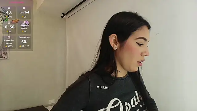 Sassy--Girl online show from 11-15-25, 06:15