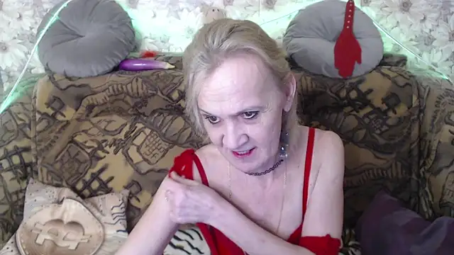 Snapshot of MissBekker chatting on 12-29-24, 10:36 MissBekker online show from 12-29-24, 10:36