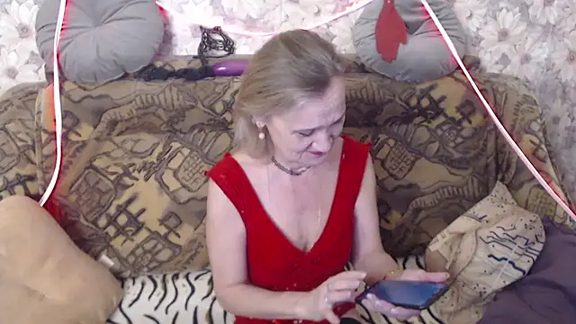 Snapshot of MissBekker chatting on 11-01-25, 10:56 MissBekker online show from 11-01-25, 10:56