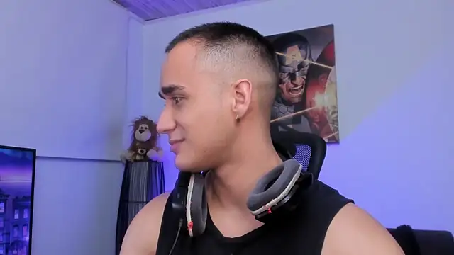 Snapshot of AlexRivera6 chatting on 12-16-24, 12:26 AlexRivera6 online show from 12-16-24, 12:26