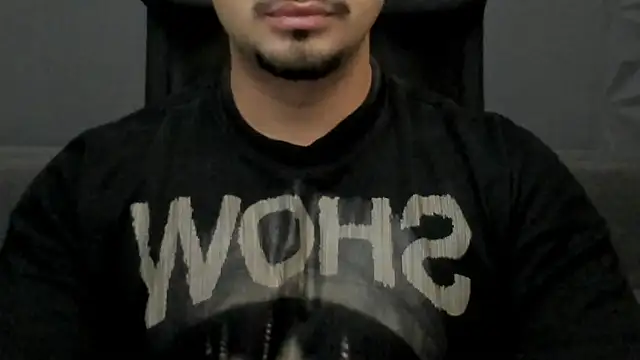 Snapshot of TonyWilcox chatting on 10-31-25, 06:25 TonyWilcox online show from 10-31-25, 06:25