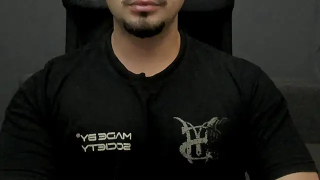 Snapshot of TonyWilcox chatting on 11-23-25, 06:13 TonyWilcox online show from 11-23-25, 06:13