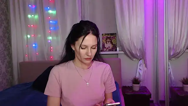 Snapshot of Zlata888 chatting on 11-28-25, 05:15 Zlata888 online show from 11-28-25, 05:15