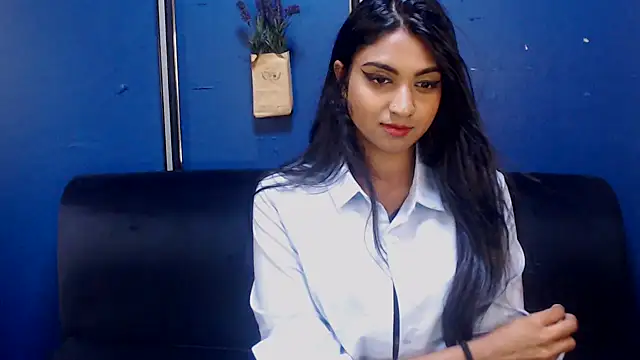 Snapshot of Delilah_Blazee chatting on 03-11-25, 11:33 Delilah Blazee online show from 03-11-25, 11:33