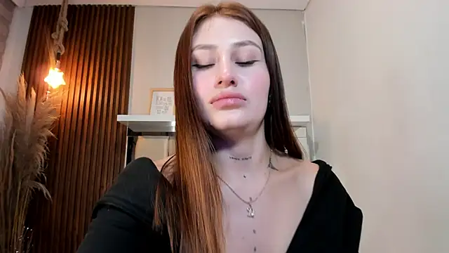 LANA-JONNES online show from 01-20-25, 07:25