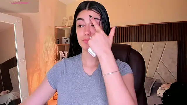  Niah  online show from 09-11-25, 08:31