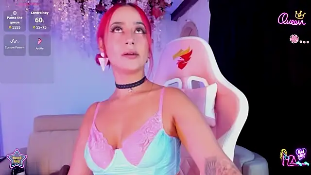 Mia-Bloom online show from 07-10-26, 03:55