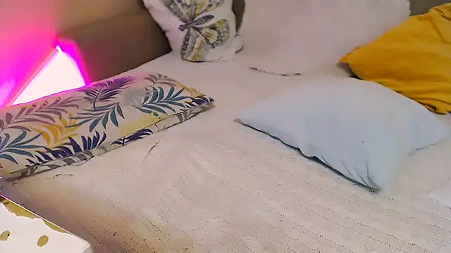 OLIVIA CANDY online show from 02-13-26, 05:36