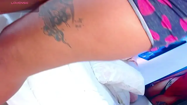 gatuwildhott online show from 02-05-26, 12:04