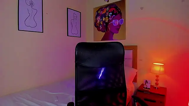 AitanaBrown  online show from 10-19-25, 04:29