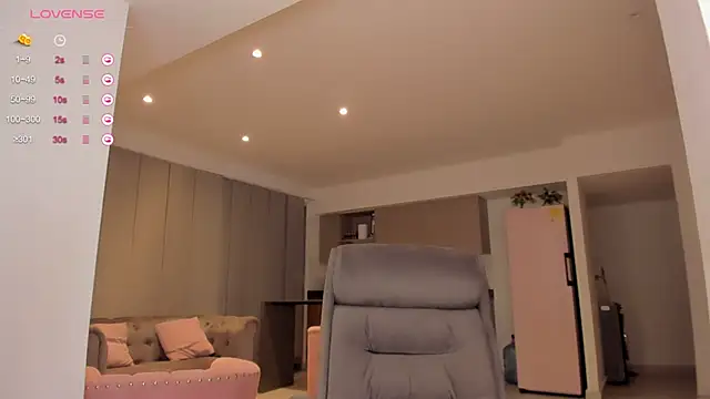 Snapshot of sofiia_piink chatting on 11-22-25, 11:37 sofiia piink online show from 11-22-25, 11:37