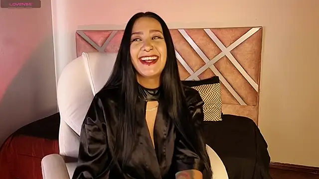  kelly hous36 online show from 02-04-25, 12:44