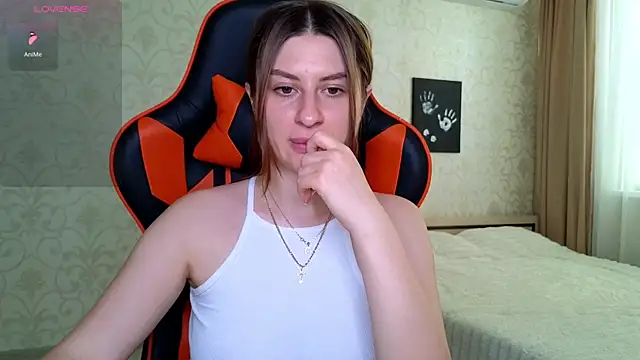 Snapshot of Elishka_ chatting on 07-02-26, 03:06 Elishka online show from 07-02-26, 03:06