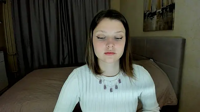 Snapshot of SoniNesti chatting on 10-29-25, 02:52 SoniNesti online show from 10-29-25, 02:52