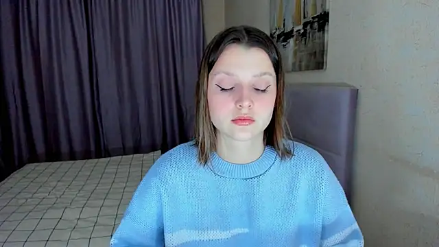 Snapshot of SoniNesti chatting on 11-27-25, 03:25 SoniNesti online show from 11-27-25, 03:25