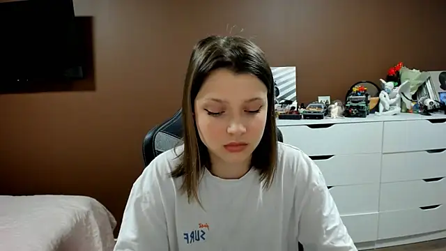 Snapshot of SoniNesti chatting on 03-03-26, 03:07 SoniNesti online show from 03-03-26, 03:07