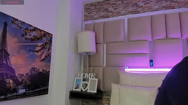 ShaniaBrownn online show from 02-10-26, 07:40