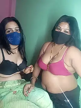 Snapshot of cutee__crazy chatting on 10-14-25, 05:47 cutee  crazy online show from 10-14-25, 05:47