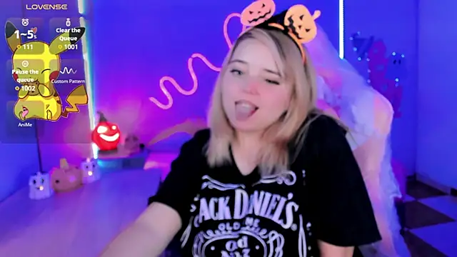 anjana yuii online show from 10-09-25, 03:48