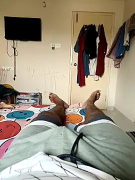 Snapshot of mkmony chatting on 03-21-25, 10:17 mkmony online show from 03-21-25, 10:17
