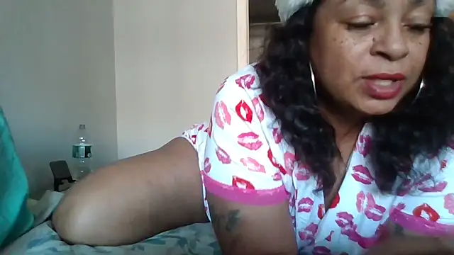Snapshot of MSweetLindaParks chatting on 12-07-24, 06:26 MSweetLindaParks online show from 12-07-24, 06:26