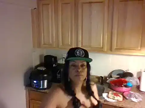 Snapshot of MSweetLindaParks chatting on 01-12-25, 06:27 MSweetLindaParks online show from 01-12-25, 06:27