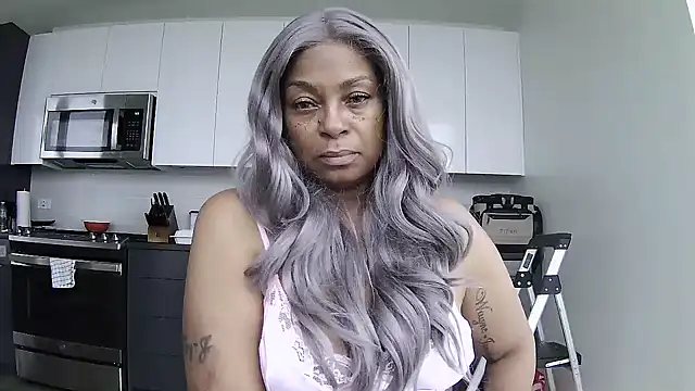 Snapshot of MSweetLindaParks chatting on 07-07-26, 11:25 MSweetLindaParks online show from 07-07-26, 11:25