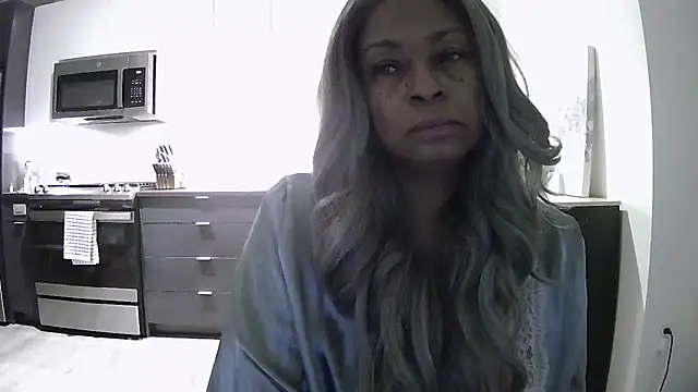 Snapshot of MSweetLindaParks chatting on 07-16-26, 01:22 MSweetLindaParks online show from 07-16-26, 01:22