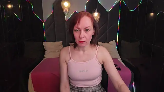 Snapshot of NikaGentle chatting on 03-28-26, 05:18 NikaGentle online show from 03-28-26, 05:18