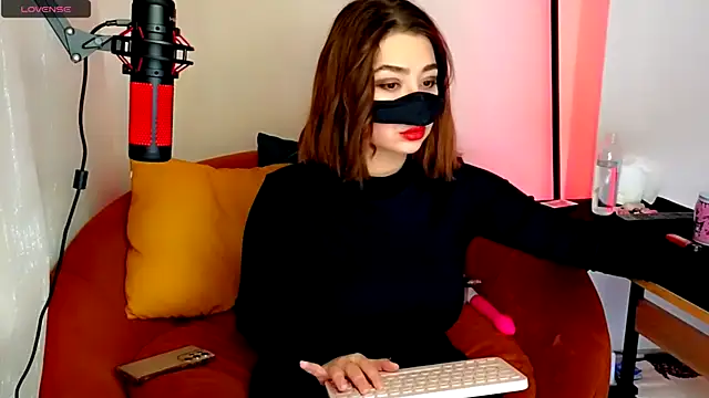  L0VE ME online show from 01-12-25, 07:53