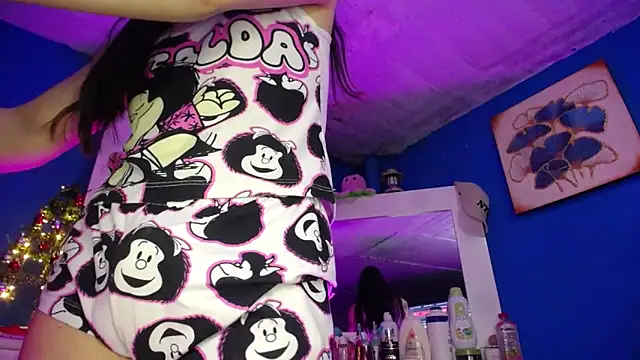 Snapshot of Lunahoney1 chatting on 12-02-25, 08:15 Lunahoney1 online show from 12-02-25, 08:15